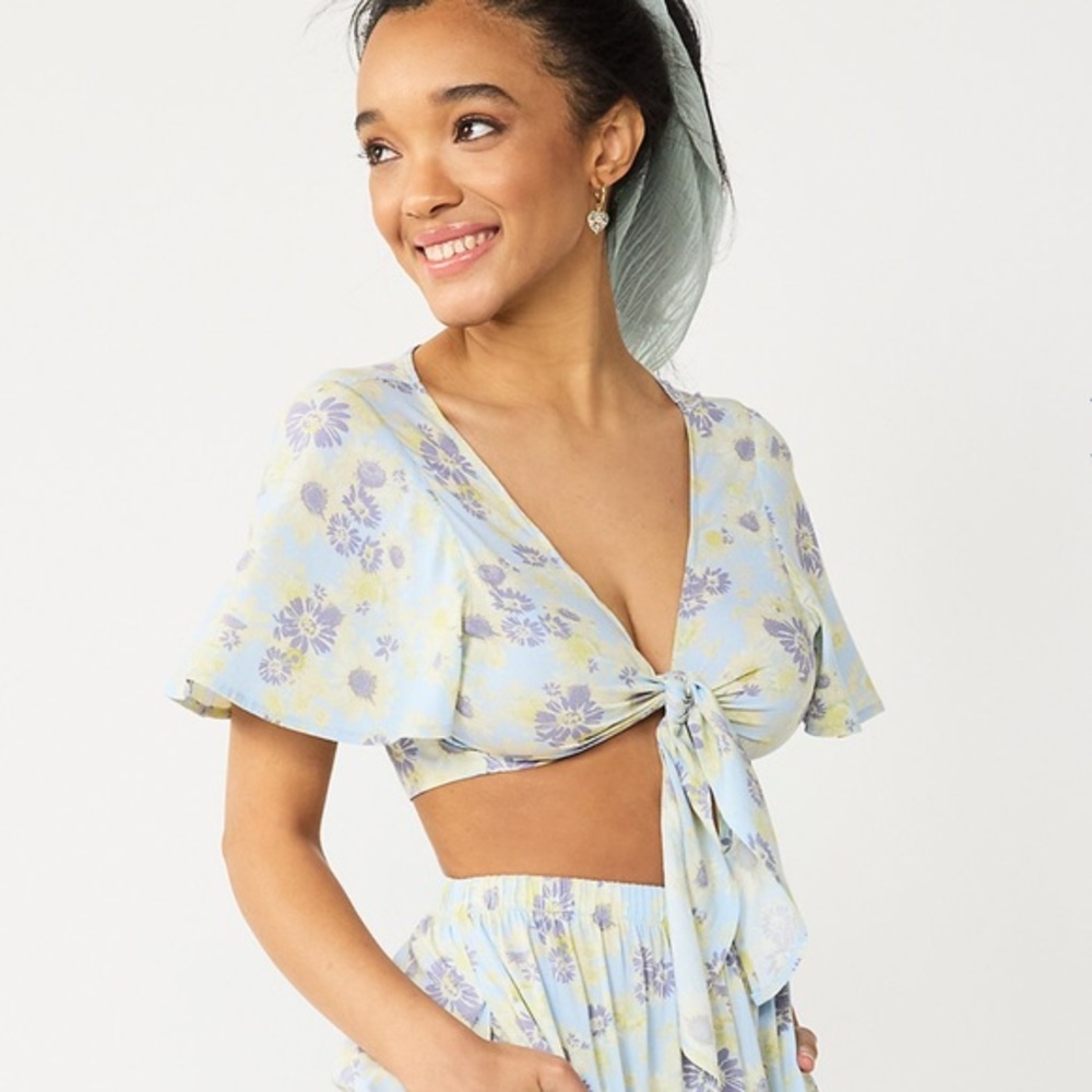 Rewind Floral Front Tie Top